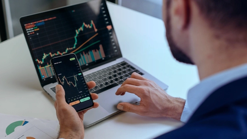 DеwomlexPro KI-Handelsdashboard